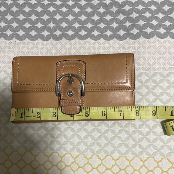 COACH Vintage Tan Leather Wallet - Picture 6 of 9